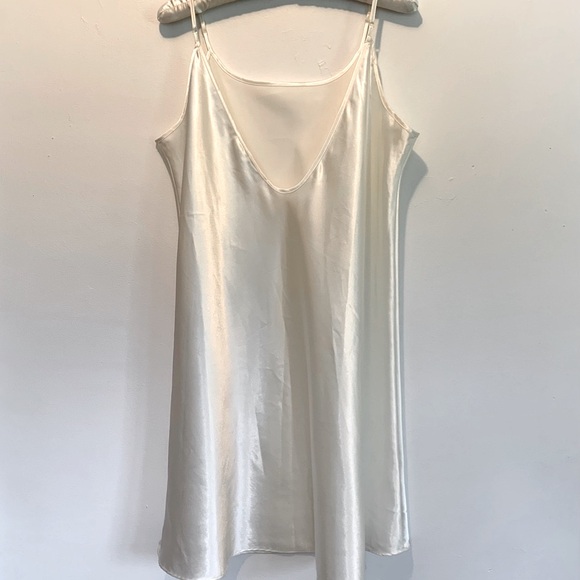 Vintage Intimates Satin Cami Nightie Ivory - Picture 2 of 8